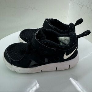 Nike Free Run 2 Sneakers Child Size 7